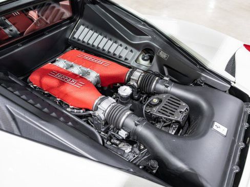 Used 2013 Ferrari 458 Italia Coupe image 32