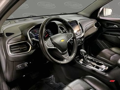 Certified 2022 Chevrolet Equinox Premier AWD/4WD image 17