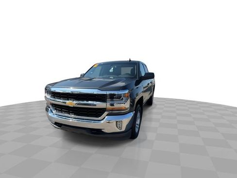 Certified 2019 Chevrolet Silverado 1500 LT w/ All Star Edition AWD/4WD image 3