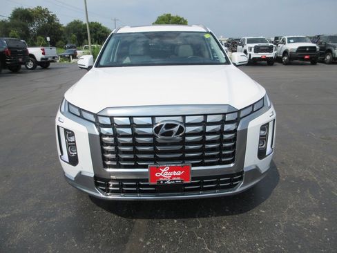 Used 2025 Hyundai Palisade Calligraphy FWD image 13