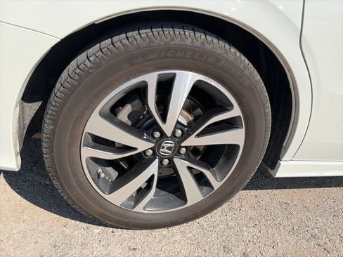 Used 2018 Honda Odyssey Elite image 22