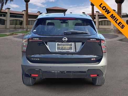 Used 2025 Nissan Kicks SR FWD image 7