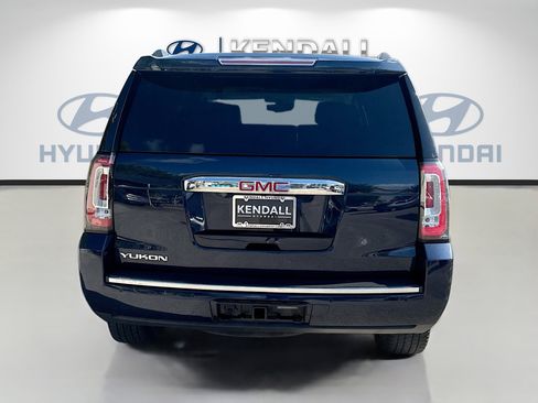 Used 2020 GMC Yukon Denali image 5