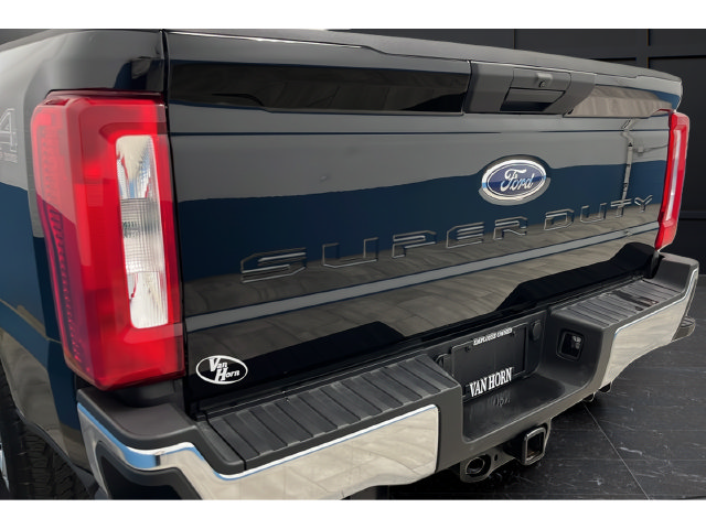 Used 2026 Ford F350 XLT w/ FX4 Off-Road Package AWD/4WD image 9