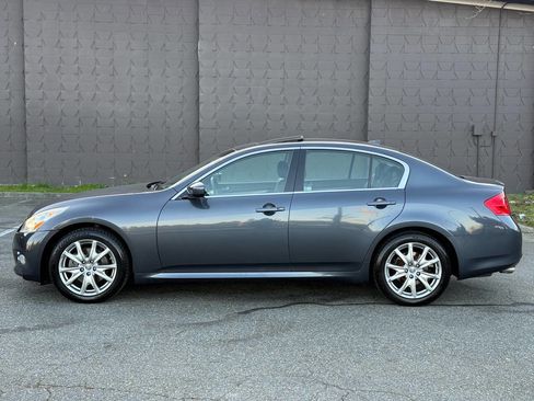 Used 2010 INFINITI G37 x Sedan w/ Premium Pkg image 5