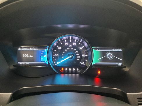 Used 2019 Ford Explorer XLT w/ Equipment Group 202A AWD/4WD image 23