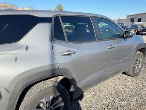 Used 2025 Chevrolet Equinox LT image 6