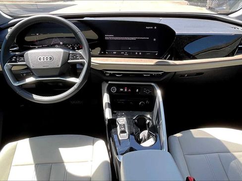 New 2025 Audi Q5 Premium image 5