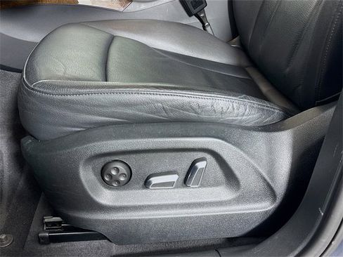 Used 2015 Audi Q5 2.0T Premium image 16