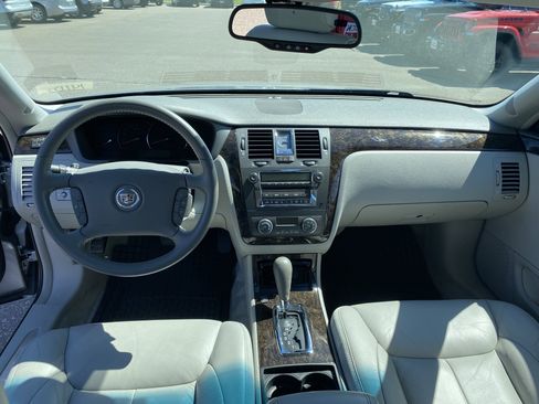 Used 2008 Cadillac DTS FWD image 7