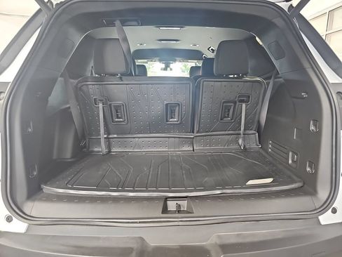 Used 2023 Chevrolet Traverse LT w/ LPO, Floor Liner Package AWD/4WD image 17