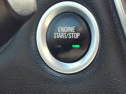 Certified 2023 Chevrolet Traverse LT image 16