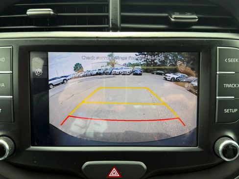 Used 2022 Kia Soul LX FWD image 39