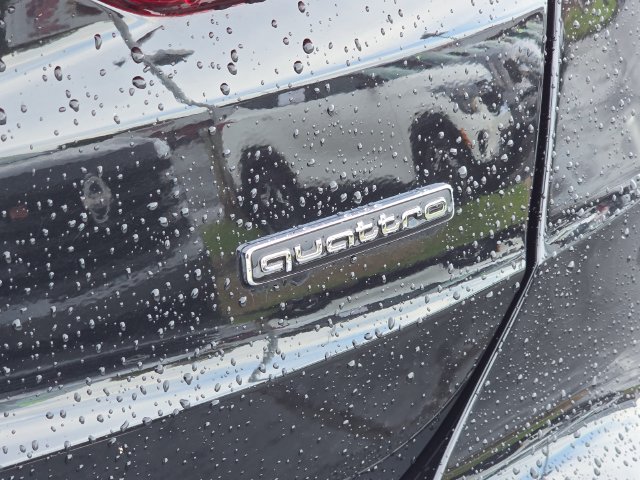 Used 2025 Audi Q3 2.0T Premium AWD/4WD image 14