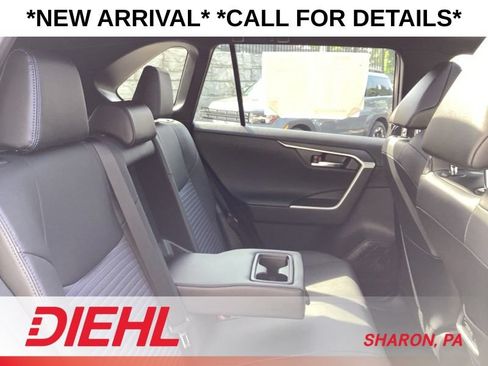 Used 2023 Toyota RAV4 XSE AWD/4WD image 17