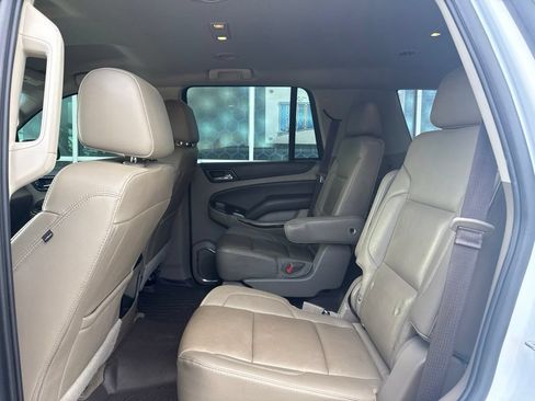 Used 2019 Chevrolet Tahoe LT RWD image 9