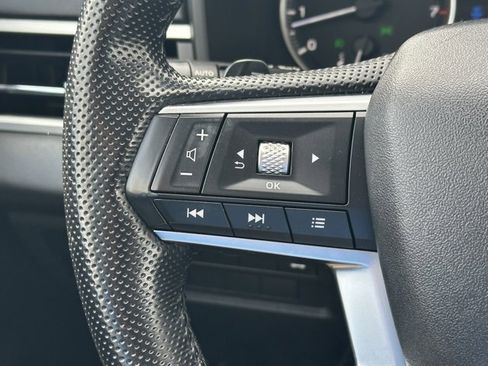 Used 2022 Mitsubishi Outlander SE image 38