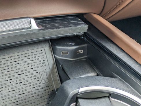 Used 2024 Mercedes-Benz GLE 63 AMG S image 32