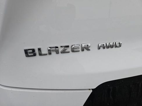 Used 2024 Chevrolet Blazer LT w/ Blazer LT Plus Package AWD/4WD image 28