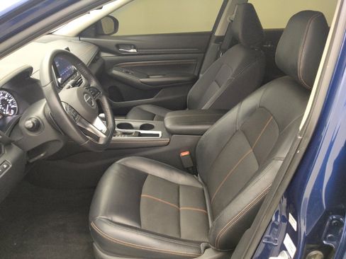 Used 2019 Nissan Altima 2.5 SR w/ SR Premium Package FWD image 17