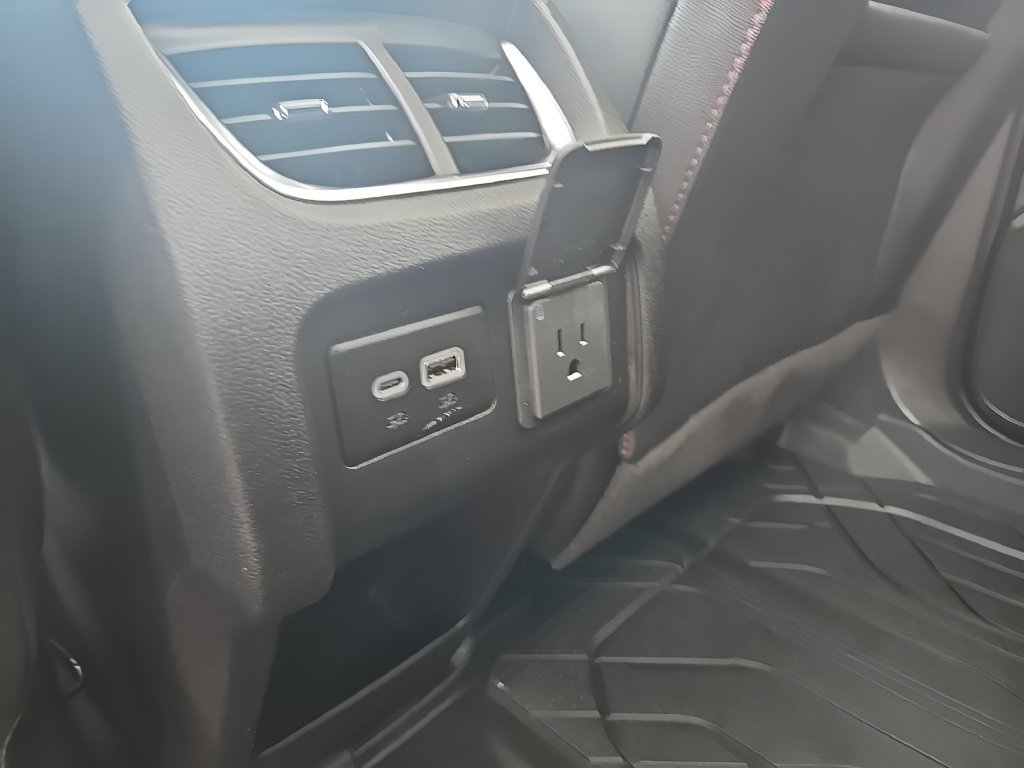 Used 2023 Chevrolet Blazer RS w/ Driver Confidence II Package AWD/4WD image 13