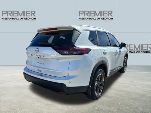 New 2026 Nissan Rogue SV w/ SV Premium Package image 5
