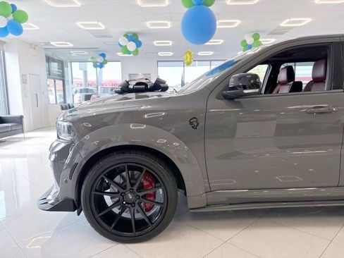 Used 2022 Dodge Durango R/T w/ Tow 'N Go Package AWD/4WD image 6