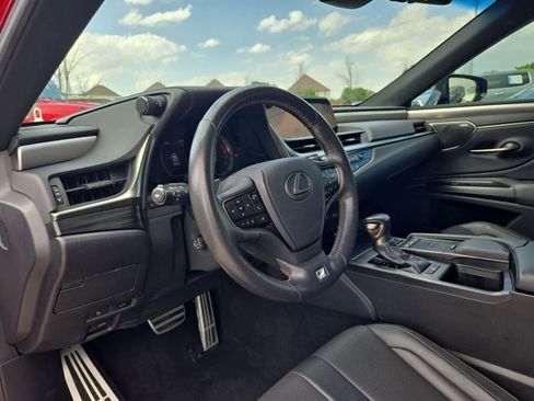 Used 2019 Lexus ES 350 F Sport w/ Accessory Package 2 FWD image 2