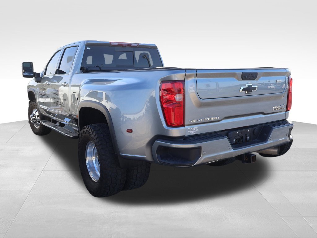 Used 2025 Chevrolet Silverado 3500 High Country w/ High Country Premium Package AWD/4WD image 21