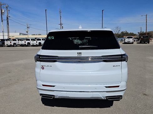 New 2026 Buick Enclave Avenir w/ Super Cruise Package image 4