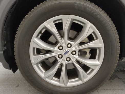 Used 2020 Ford Explorer XLT w/ Equipment Group 202A image 31