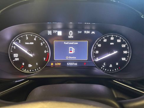 Used 2022 Buick Envision Avenir w/ Technology Package II AWD/4WD image 29