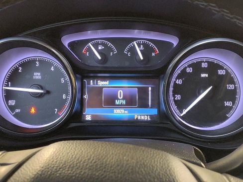 Used 2019 Buick Envision Preferred image 23