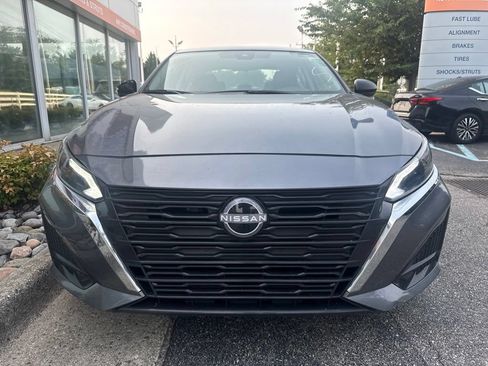 Used 2024 Nissan Altima 2.5 S FWD image 2