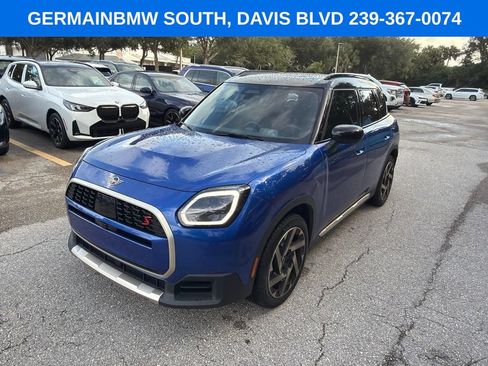 Used 2025 MINI Cooper Countryman S w/ Comfort Package Max AWD/4WD image 2