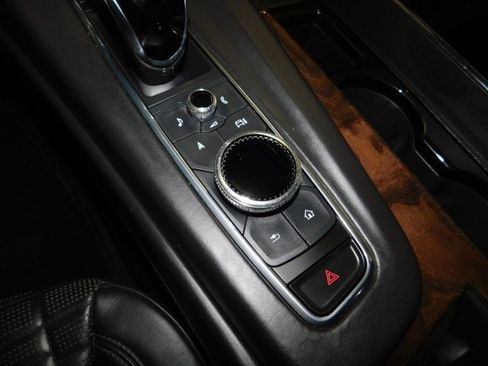 Used 2021 Cadillac Escalade ESV Sport Platinum w/ Heavy-Duty Trailer Package image 24