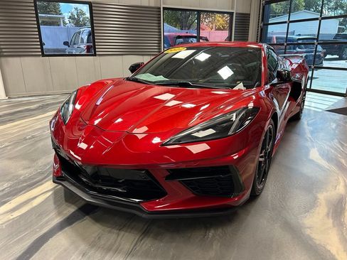 Used 2022 Chevrolet Corvette Stingray Preferred Conv w/ Z51 Performance Package RWD image 3