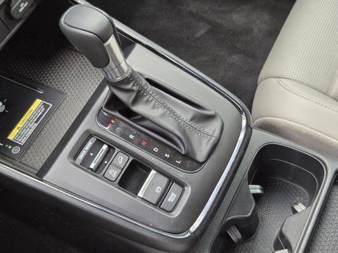 Certified 2024 Honda CR-V EX-L image 16