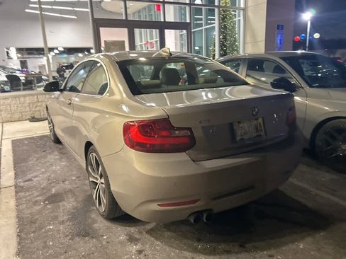 Used 2017 BMW 230i xDrive Coupe image 22