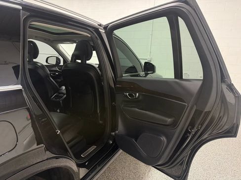 Used 2016 Volvo XC90 T6 Momentum w/ Momentum Plus Package AWD/4WD image 59