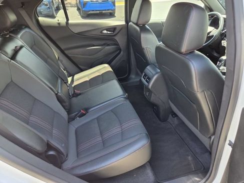 Used 2023 Chevrolet Equinox RS FWD image 16