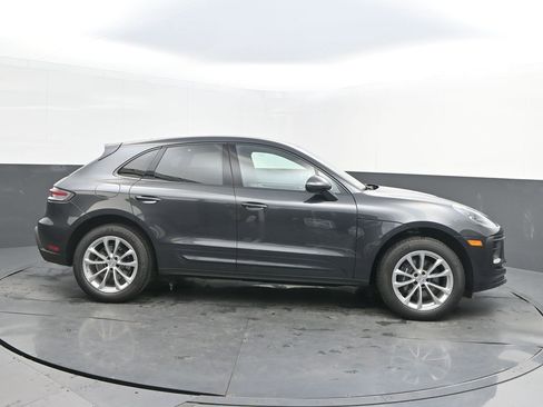New 2025 Porsche Macan image 8