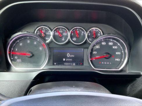 Used 2023 Chevrolet Silverado 2500 LT AWD/4WD image 25