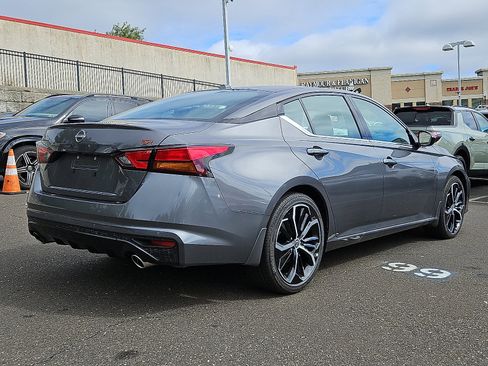 New 2025 Nissan Altima 2.5 SR w/ SR Premium Package image 6