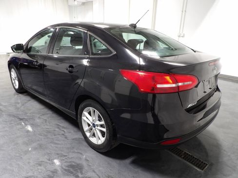 Used 2018 Ford Focus SE image 5