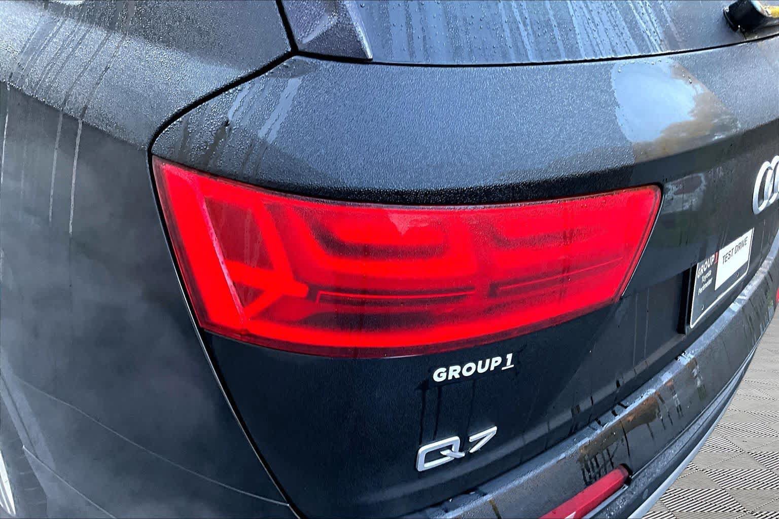 Used 2017 Audi Q7 2.0T Premium AWD/4WD image 29