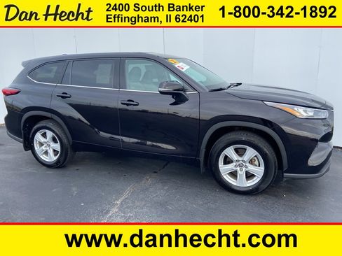 Certified 2020 Toyota Highlander LE image 1