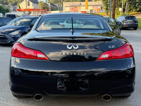Used 2012 INFINITI G37 Convertible w/ Premium Pkg RWD image 6