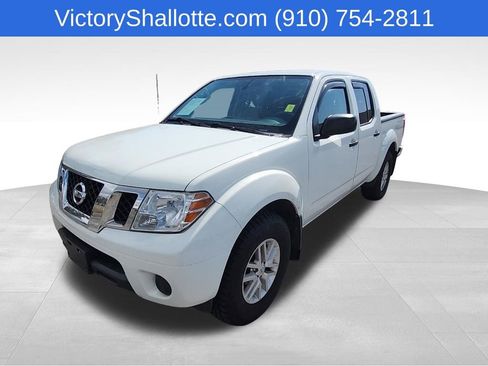 Used 2019 Nissan Frontier SV image 14