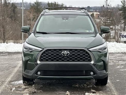 Used 2022 Toyota Corolla Cross XLE image 21
